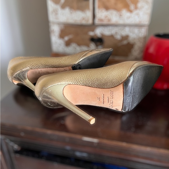 Jimmy Choo Golden Heels - Picture 4 of 6